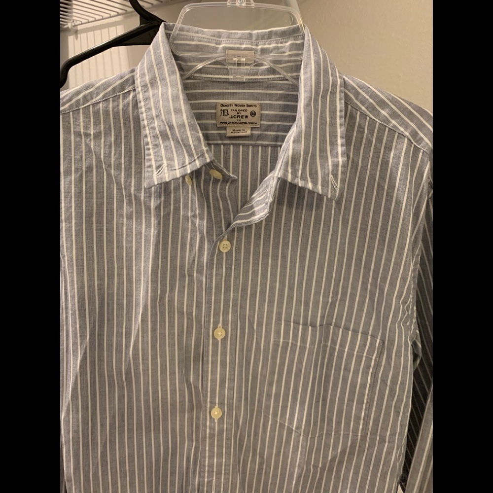 Men’s stripe button down shirt